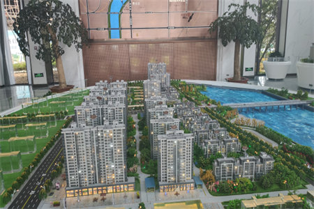 宝龙花园3室2厅1卫125㎡带车库